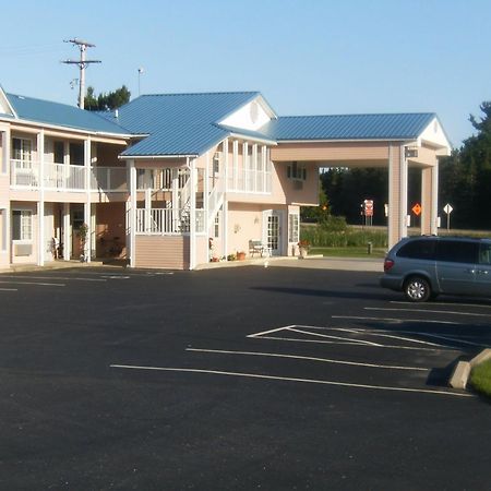 Great Lakes Inn Mackinaw City Esterno foto