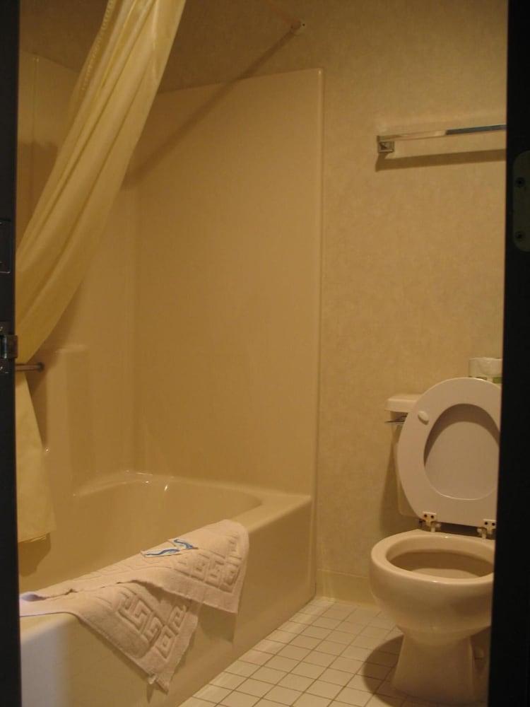 Great Lakes Inn Mackinaw City Esterno foto